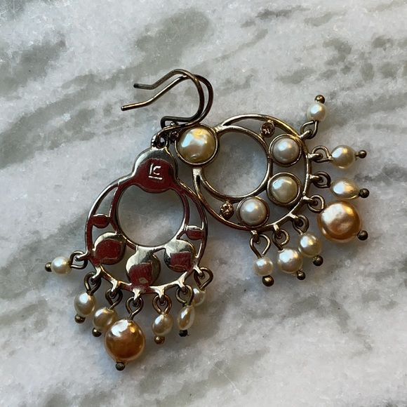 Pearl and Crystal Dangle Earrings - Picture 3 of 4